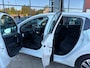 Peugeot 208 1.2 Signature Apple Carplay, LED, Parelmoer