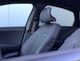 Hyundai Ioniq 6 Lounge 77.4 kWh / Open dak / 20" LM  met All Season / Stoelverwarming voor en achter / Stoelverkoeling / V2L /