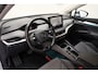 Skoda Enyaq iV 60 First Edition 3-Fase [ Half-leder Warmtepomp Apple / Android cruise Navi Memory Trekhaak ]