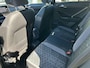 Volkswagen T-Roc 1.5TSI/150PK R-Line DSG · Panoramadak · Navigatie · Trekhaak · Apple/Android Car Play · Stoelverwarming ·
