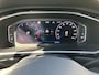 Volkswagen T-Roc 1.5TSI/150PK R-Line DSG · Panoramadak · Navigatie · Trekhaak · Apple/Android Car Play · Stoelverwarming ·