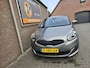 Kia Carens 2.0 GDi First Edition 7P (tik in de motor)