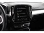 Volvo XC40 1.5 T4 211pk Automaat PHEV Recharge Inscription Navigatie Apple Carplay/Android Auto Parkeersensoren Adaptive Cruise Control Elektrische achterklep Stoelverwarming Wegklapbare trekhaak LED-koplampen