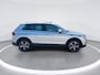 Volkswagen Tiguan 1.4TSIeHybrid 180kW/245PK Elegance DSG · Leder · Panoramadak · 360°Camera + Parkeersensoren