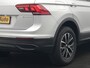 Volkswagen Tiguan 1.4 TSI eHybrid Life PHEV 245pk | Trekhaak Af Fabriek | Adaptive Cruise | Stoelen & Stuur Verwarmd | Navigatie | Virtual Cockpit | DAB | Plug In Hybrid |