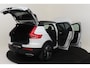 Volvo XC40 T5 TWIN ENGINE R-DESIGN -HARMAN/KARDON|ADAP.LED|CAMERA|PRIVACY.GLAS|VERW.VOORRUIT|CARPLAY|TREKHAAK|20"