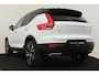 Volvo XC40 T5 TWIN ENGINE R-DESIGN -HARMAN/KARDON|ADAP.LED|CAMERA|PRIVACY.GLAS|VERW.VOORRUIT|CARPLAY|TREKHAAK|20"