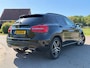 Mercedes-Benz GLA 250 Automaat / Leder / 18" Velgen / Navi / 2e Eigenaar / Clima / PDC / Cruise / LED / Dealer onderhouden!