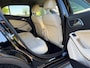 Mercedes-Benz GLA 250 Automaat / Leder / 18" Velgen / Navi / 2e Eigenaar / Clima / PDC / Cruise / LED / Dealer onderhouden!