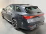 CUPRA Leon Sportstourer 1.4 e-Hybrid VZ Performance / AUTOMAAT/ 245PK/ PANO/ PARK.SENSOREN V+A/ CAMERA/ STUURVERWARM./ ACC/ DODEHOEK/ ELEK.ACHTERKLEP/ KEYLESS/ DIGITAL DASH/ RIJ-MODI/ NAVI/ DAB/ CLIMA/ LED/ 19'' LMV