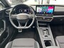 CUPRA Leon Sportstourer 1.4 e-Hybrid VZ Performance / AUTOMAAT/ 245PK/ PANO/ PARK.SENSOREN V+A/ CAMERA/ STUURVERWARM./ ACC/ DODEHOEK/ ELEK.ACHTERKLEP/ KEYLESS/ DIGITAL DASH/ RIJ-MODI/ NAVI/ DAB/ CLIMA/ LED/ 19'' LMV