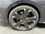 CUPRA Leon Sportstourer 1.4 e-Hybrid VZ Performance / AUTOMAAT/ 245PK/ PANO/ PARK.SENSOREN V+A/ CAMERA/ STUURVERWARM./ ACC/ DODEHOEK/ ELEK.ACHTERKLEP/ KEYLESS/ DIGITAL DASH/ RIJ-MODI/ NAVI/ DAB/ CLIMA/ LED/ 19'' LMV