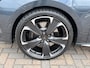 CUPRA Leon Sportstourer 1.4 e-Hybrid VZ Performance / AUTOMAAT/ 245PK/ PANO/ PARK.SENSOREN V+A/ CAMERA/ STUURVERWARM./ ACC/ DODEHOEK/ ELEK.ACHTERKLEP/ KEYLESS/ DIGITAL DASH/ RIJ-MODI/ NAVI/ DAB/ CLIMA/ LED/ 19'' LMV
