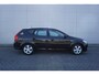 Kia Ceed cee'd Sporty Wagon 1.4 CVVT X-ecutive Airco / Navi / Cruise / Elektr. ramen / Trekhaak / Lm velgen / NAP