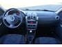 Dacia Sandero 1.2 Lauréate Airco / Elektr. ramen / Trekhaak / NAP / NIEUWE APK!