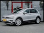Volkswagen Tiguan 2.0 TSI 4Motion Highline | Trekhaak (wegklapbaar) | Stoelverwarming | Virtual Cockpit | DAB+ | Adaptieve Cruise Control | Climate Control | Velours Bekleding | LED Koplampen | Metallic Lak |