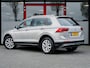 Volkswagen Tiguan 2.0 TSI 4Motion Highline | Trekhaak (wegklapbaar) | Stoelverwarming | Virtual Cockpit | DAB+ | Adaptieve Cruise Control | Climate Control | Velours Bekleding | LED Koplampen | Metallic Lak |