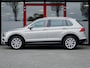 Volkswagen Tiguan 2.0 TSI 4Motion Highline | Trekhaak (wegklapbaar) | Stoelverwarming | Virtual Cockpit | DAB+ | Adaptieve Cruise Control | Climate Control | Velours Bekleding | LED Koplampen | Metallic Lak |