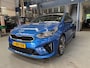 Kia Ceed 1.0 T-GDi 120pk GT-Line *Uniek! 15.400 KM* | Schuif- Kanteldak | 19'' Lm velgen | Camera | Cruise control | Stoel + Stuurverw. | NAP | Rijklaar prijs!