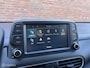 Hyundai Kona 1.0 T-GDI Premium | Stoelverw. | Stoelventilatie | Stuurverw. | Krell Audio | Apple CarPlay | HUD | Afneembare trekhaak