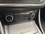 Mercedes-Benz A-klasse Navigatie/Pdc/Lmv 180
