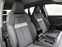 Audi Q4 e-tron 45 quattro Advanced edition 82 kWh | Navigatiepakket Plus | Matrix LED-koplampen | Sportstoelen | Apple Carplay / Android Auto | 19'' lichtmetalen velgen | Advanced Exterieur | Stoelverwarming | | Zwenkbare trekhaak |