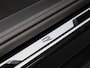 Volkswagen T-Roc 1.5 TSI R-Line 150 PK| Trekhaak | Bestuurderstoel Elektrisch | Artvelours Bekleding | Navigatie | Stoelverwarming | LED Plus | Achteruitrijcamera