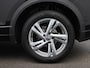 Volkswagen T-Roc 1.5 TSI R-Line 150 PK| Trekhaak | Bestuurderstoel Elektrisch | Artvelours Bekleding | Navigatie | Stoelverwarming | LED Plus | Achteruitrijcamera