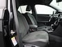 Volkswagen T-Roc 1.5 TSI R-Line 150 PK| Trekhaak | Bestuurderstoel Elektrisch | Artvelours Bekleding | Navigatie | Stoelverwarming | LED Plus | Achteruitrijcamera