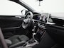 Volkswagen T-Roc 1.5 TSI R-Line 150 PK| Trekhaak | Bestuurderstoel Elektrisch | Artvelours Bekleding | Navigatie | Stoelverwarming | LED Plus | Achteruitrijcamera