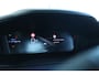 Peugeot 2008 1.2 Hybrid 145 Allure | Cruise Control | Sensoren | Navigatie | Carplay | Climate | LMV | LED |