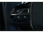 Peugeot 2008 1.2 Hybrid 145 Allure | Cruise Control | Sensoren | Navigatie | Carplay | Climate | LMV | LED |