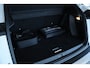 Peugeot e-2008 EV Blue Lease Allure 50 kWh | Cruise Control | Camera | Navigatie | Carplay | Blackpack | Climate | LED | LMV | i-Cockpit