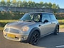 MINI Cooper Mini 1.6 CHAMPAGNE (GOED ONDERHOUDEN, NIEUWE APK, CRUISE CONTROL, AIRCO, ELEKT RAMEN, ZWARTE VELGEN, ETC.)