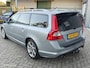 Volvo V70 2.0T 203pk AUTOMAAT-6 R-Design Clima PDC Trekhaak