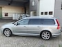 Volvo V70 2.0T 203pk AUTOMAAT-6 R-Design Clima PDC Trekhaak
