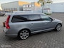 Volvo V70 2.0T 203pk AUTOMAAT-6 R-Design Clima PDC Trekhaak
