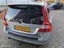 Volvo V70 2.0T 203pk AUTOMAAT-6 R-Design Clima PDC Trekhaak