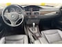 BMW 3-Serie 318i High Executive AUT NAVI LEDER PSENSOR CRUISE 2 X SLEUTELS