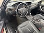 BMW 3-Serie 318i High Executive AUT NAVI LEDER PSENSOR CRUISE 2 X SLEUTELS