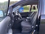 Kia Carens 2.0 CVVT X-tra Airco Electric pakket Audio-CD/MP3 LMV 15" ABS EBD Colorpakket Trekhaak Dealeronderhoud Apk 05/03/2027