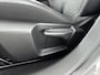Peugeot 208 1.2 Hybrid 110pk Allure | Camera | Navigatie | Dodehoek detectie | Climate control | Lichtmetalen velgen |