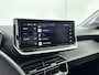 Peugeot 208 1.2 Hybrid 110pk Allure | Camera | Navigatie | Dodehoek detectie | Climate control | Lichtmetalen velgen |