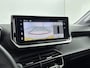 Peugeot 208 1.2 Hybrid 110pk Allure | Camera | Navigatie | Dodehoek detectie | Climate control | Lichtmetalen velgen |