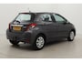 Toyota Yaris 1.3 VVT-i Aspiration | Trekhaak | Airco | Cruise Control | Camera | Bluetooth | Elektrische ramen voor | Radio CD/MP3 speler