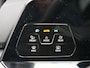Volkswagen Golf 1.5 eTSI Style Panoramisch schuif-kanteldak - Navigatie - ACC - Camera - Ergo-Active bestuurdersstoel - LED - Side Assist