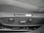 Volkswagen Golf 1.5 eTSI Style Panoramisch schuif-kanteldak - Navigatie - ACC - Camera - Ergo-Active bestuurdersstoel - LED - Side Assist