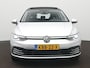 Volkswagen Golf 1.5 eTSI Style Panoramisch schuif-kanteldak - Navigatie - ACC - Camera - Ergo-Active bestuurdersstoel - LED - Side Assist