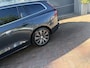 Volvo V60 2.0 D4 Inscription Leer,Panodak,18Inch,Trekhaak,Navi,Cruise Bomvol en dealer onderhouden