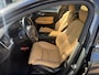Volvo V60 2.0 D4 Inscription Leer,Panodak,18Inch,Trekhaak,Navi,Cruise Bomvol en dealer onderhouden